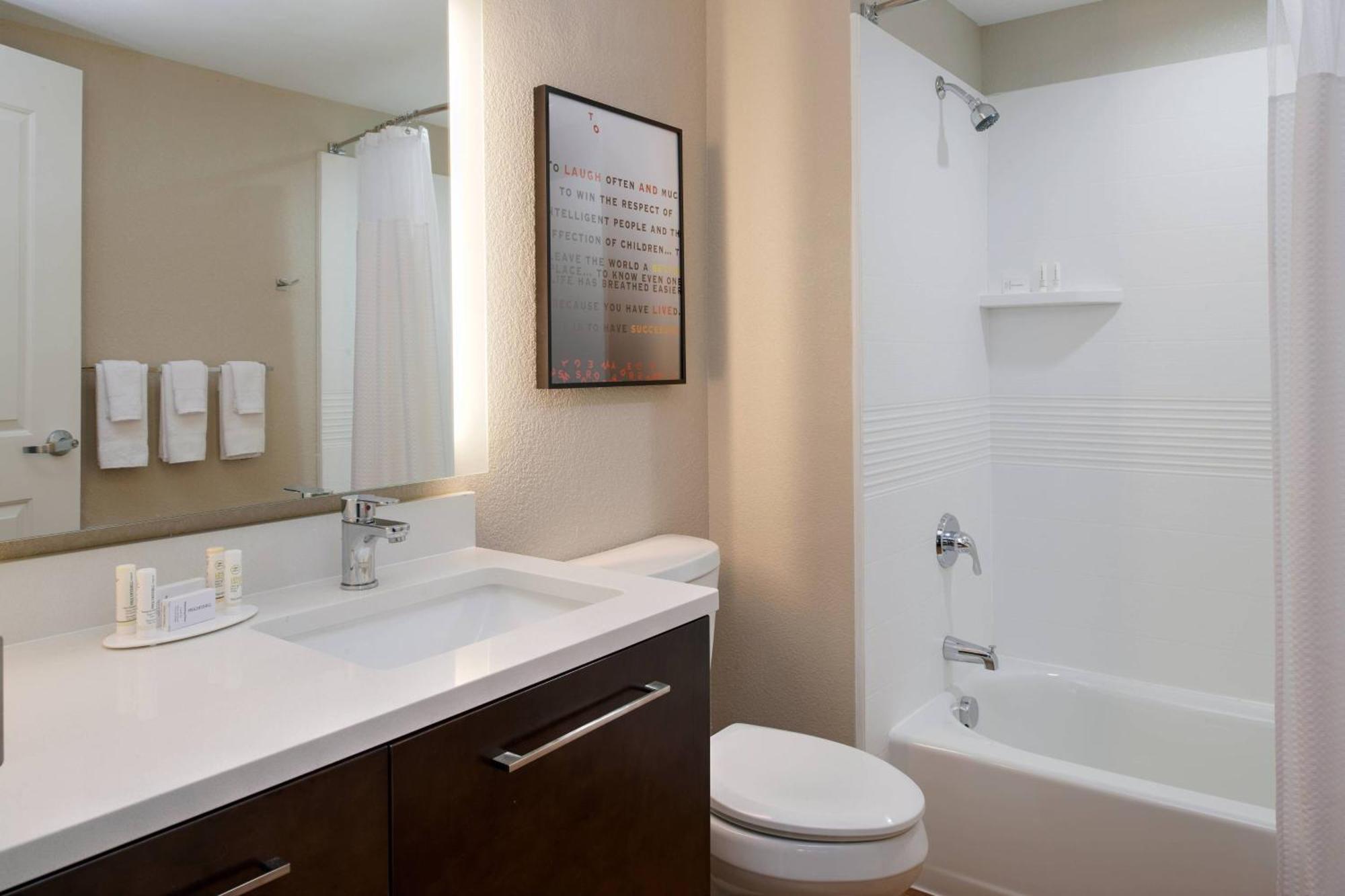Towneplace Suites By Marriott Ричмънд Екстериор снимка